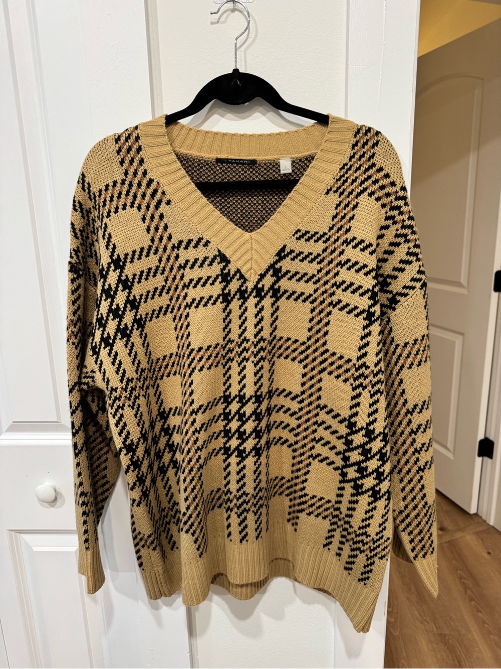 T Tahari Black and Tan Plaid V-Neck Sweater